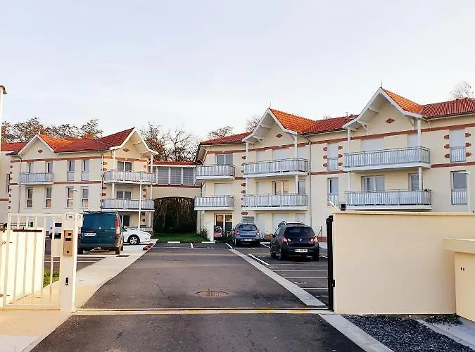 L'accalmie 아파트 *